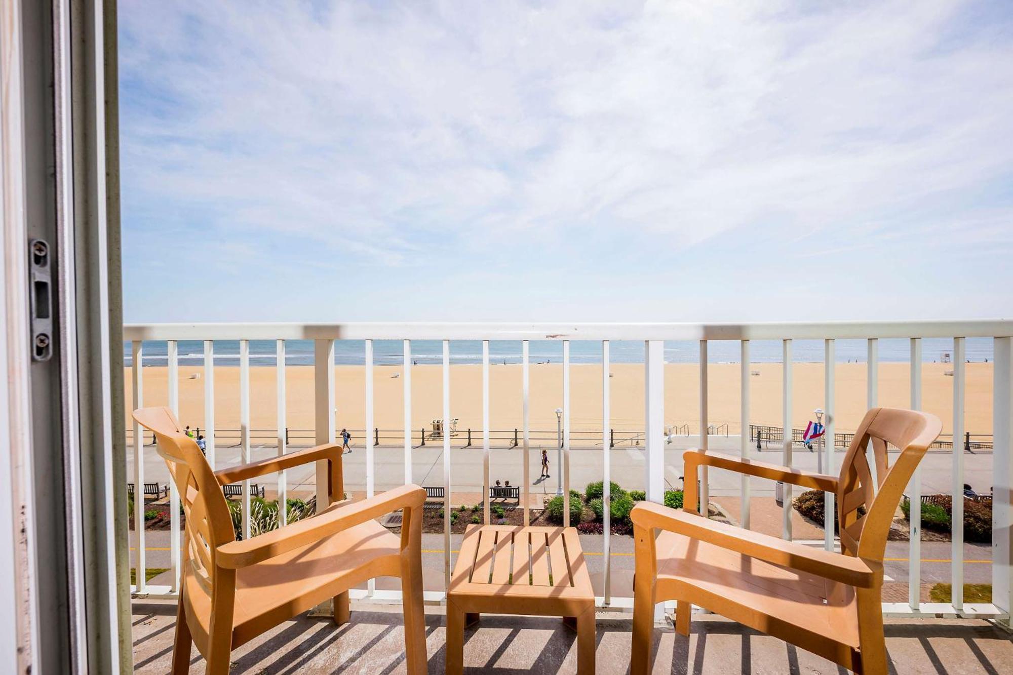 Hampton Inn Virginia Beach Oceanfront North Εξωτερικό φωτογραφία